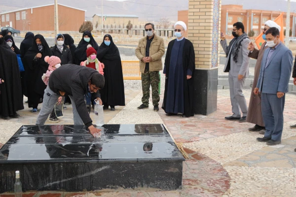 آیین گرامیداشت روز بصیرت و حماسه 9 دی با حضور بسیج مردمی روستای کلاته آذرسا در گلزار شهدای دانشگاه فرهنگیان  7