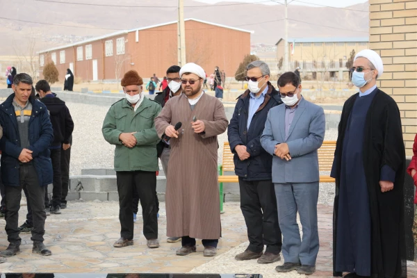 آیین گرامیداشت روز بصیرت و حماسه 9 دی با حضور بسیج مردمی روستای کلاته آذرسا در گلزار شهدای دانشگاه فرهنگیان  14