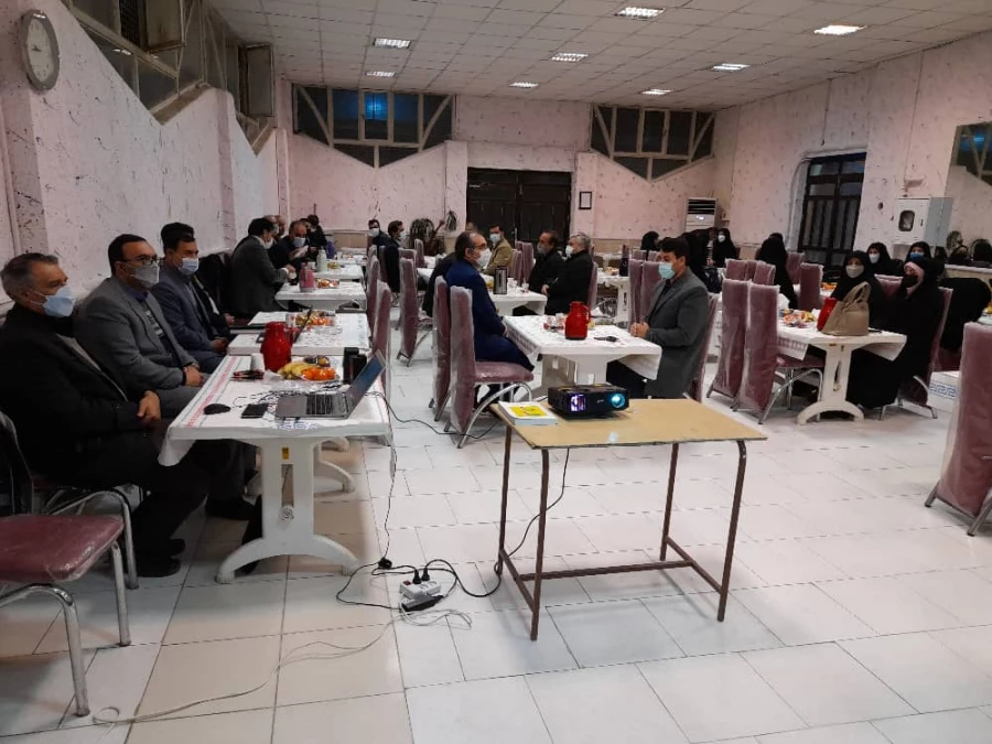 نشست  واحد آموزش دانشگاه فرهنگییان با اساتید پردیس های دانشگاهی  3