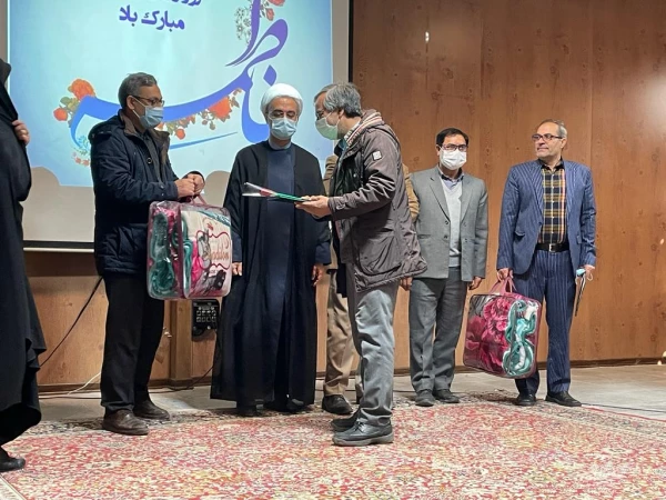 جلسه ای به مناسبت میلاد باسعادت حضرت زهرا (س) وروز بزرگ  مقام زن  2