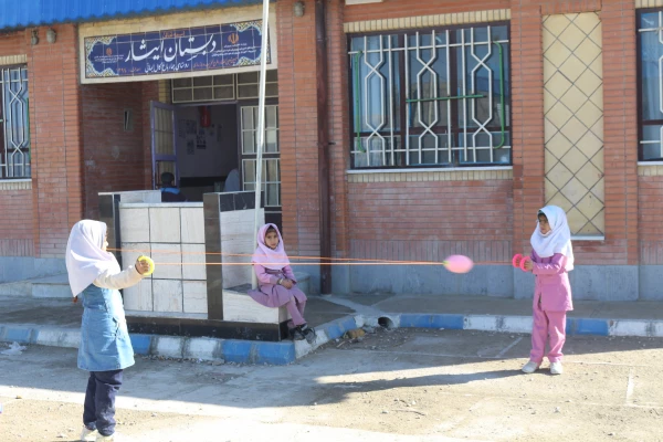 بازدید یک روزه اساتید و کارکنان دانشگاه فرهنگیان از فعالیت های جهادی دانشجومعلمان در مناطق محروم مانه و سملقان (روستای کال ایمانی) 2