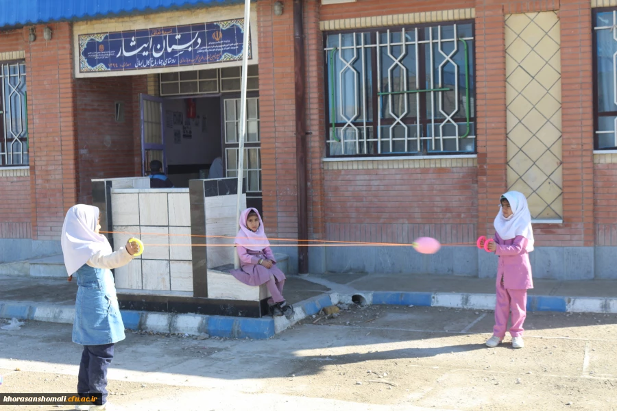 بازدید یک روزه اساتید و کارکنان دانشگاه فرهنگیان از فعالیت های جهادی دانشجومعلمان در مناطق محروم مانه و سملقان (روستای کال ایمانی) 2