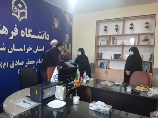 بزرگداشت روز شهدا پردیس امام جعفر صادق (ع) از فرزند شهید یوسف علی رحیمی 2