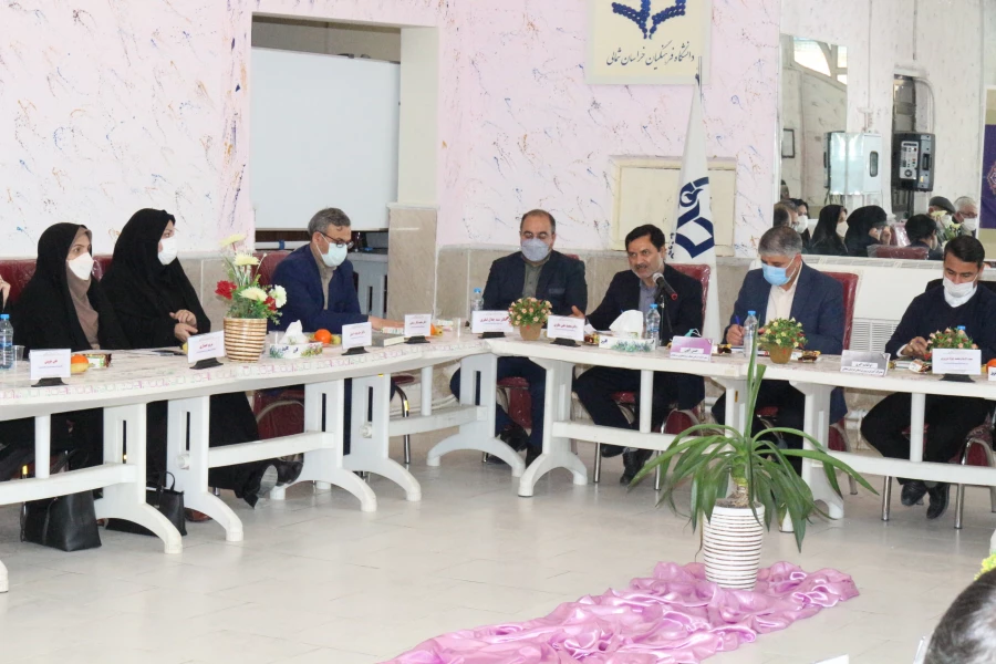 درنشست هم اندیشی شورای معاونین اداره کل آموزش و پرورش و دانشگاه فرهنگیان:
باید با کار و تلاش شبانه روزی و روحیه انقلابی و مدیربت جهادی عقب ماندگی ها را جبران کنیم. 2