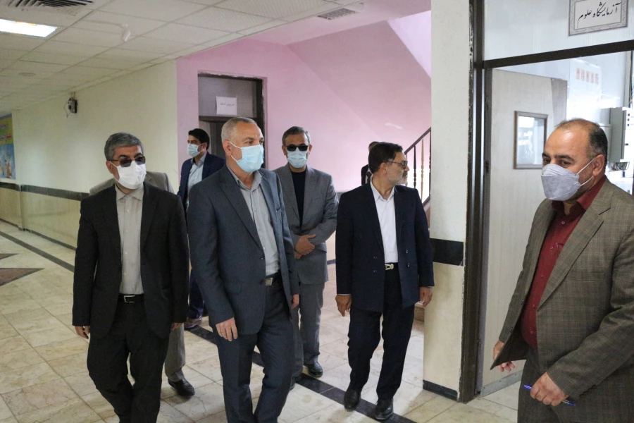 بازدید میدانی فرماندار بجنورد از روند برگزاری کلاسهای حضوری دانشگاه و مشکلات وموانع  5