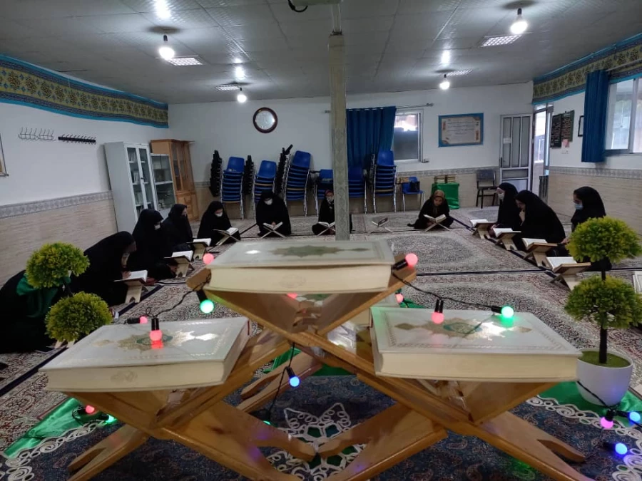 محفل انس با قرآن کریم 
به مناسبت رحلت حضرت خدیجه در ماه مبارک رمضان 2