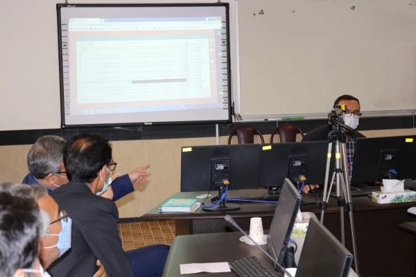 کلاس آموزش نرم افزار اتوماسیون اداری  برای کارکنان پردیس امام محمد باقر (ع)  2