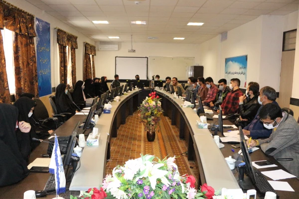 نشست فرهنگی کانون های دانشجویی با ریاست دانشگاه فرهنگیان استان  3