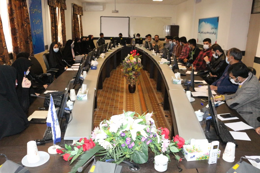 نشست فرهنگی کانون های دانشجویی با ریاست دانشگاه فرهنگیان استان  4