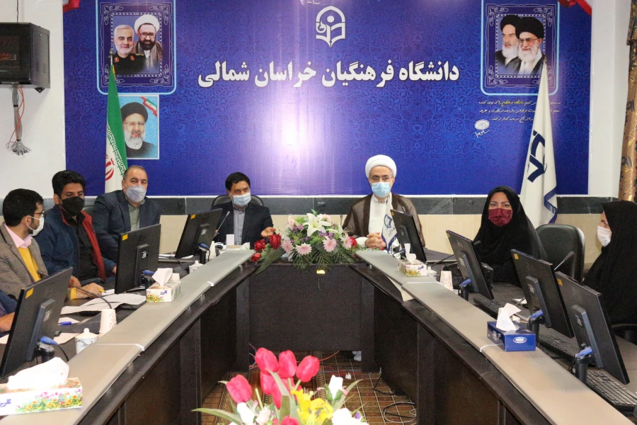 نشست فرهنگی کانون های دانشجویی با ریاست دانشگاه فرهنگیان استان  5