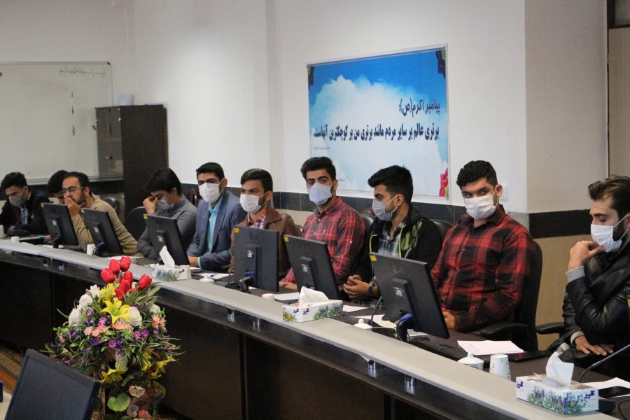 نشست فرهنگی کانون های دانشجویی با ریاست دانشگاه فرهنگیان استان  8