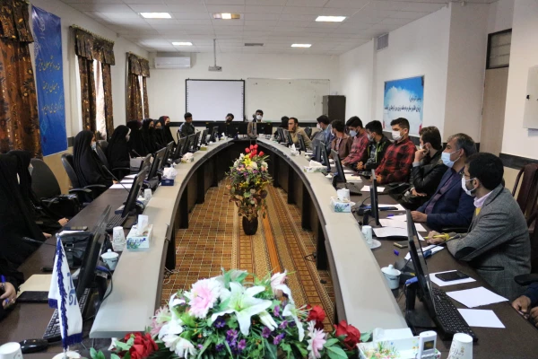 نشست فرهنگی کانون های دانشجویی با ریاست دانشگاه فرهنگیان استان  11