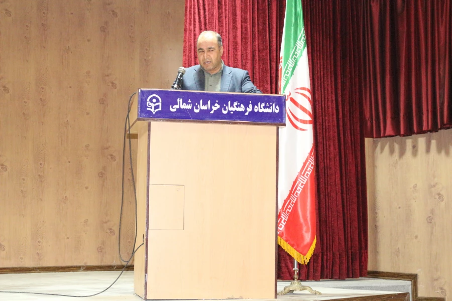 جلسه پرسش و پاسخ مسئولان دانشگاه با دانشجو معلمان ورودی 1400 دانشگاه فرهنگیان استان خراسان شمالی  5