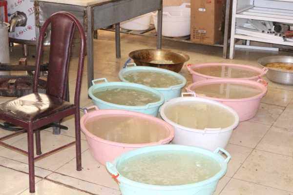 پویش اطعام حسنی طبخ و توزیع شش هزار پرس غذای گرم در ماه مبارک رمضان میان مناطق محروم حاشیه شهر بجنورد توسط دانشگاه فرهنگیان خراسان شمالی 3