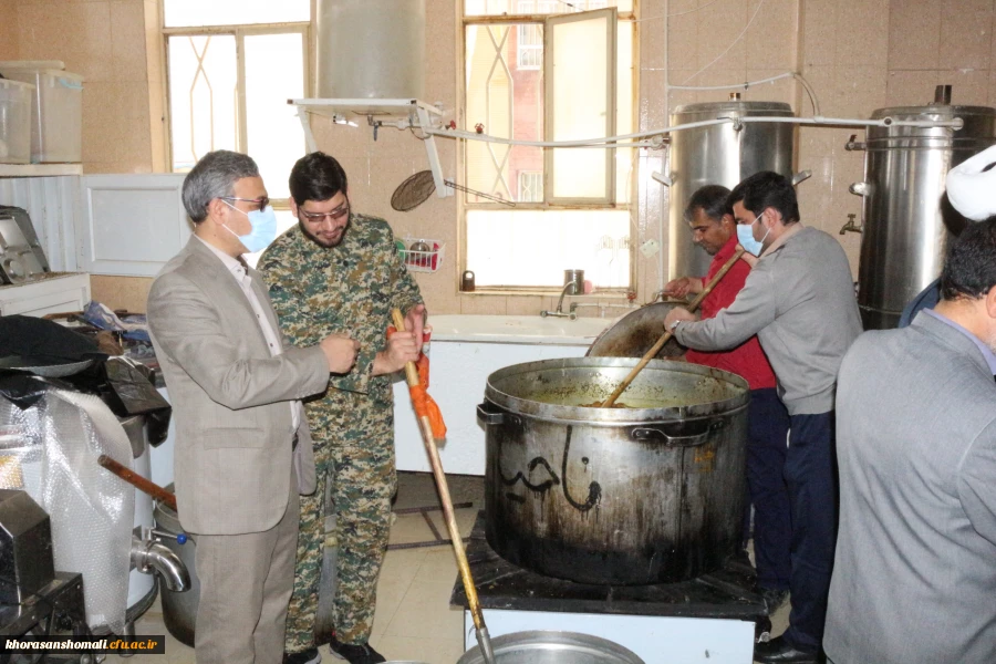 پویش اطعام حسنی طبخ و توزیع شش هزار پرس غذای گرم در ماه مبارک رمضان میان مناطق محروم حاشیه شهر بجنورد توسط دانشگاه فرهنگیان خراسان شمالی 8