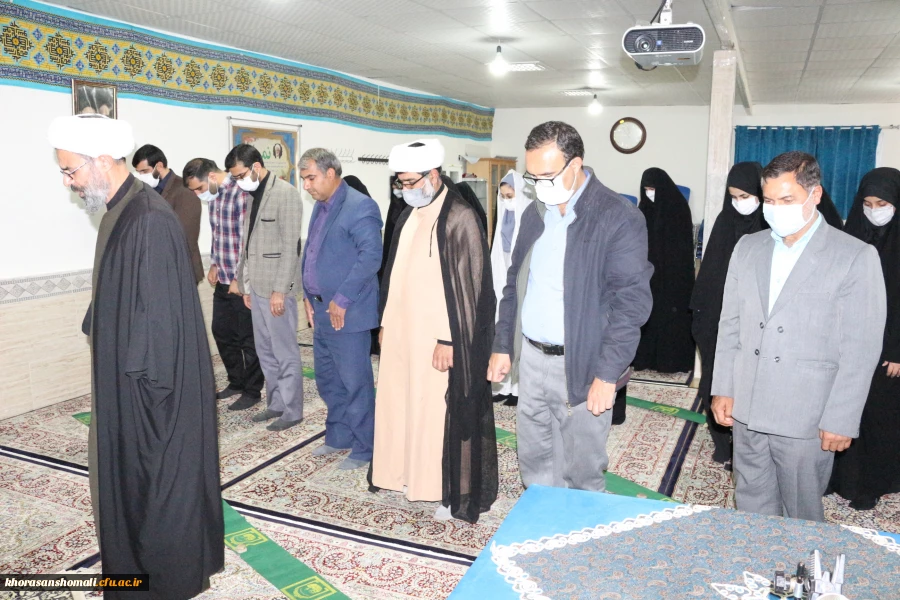 نشست صمیمانه حجت الاسلام نوری امام جمعه شهرستان با دانشجو معلمان و همکاران پردیس امام جعفر صادق (ع) 2