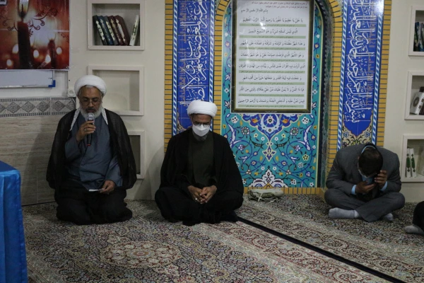 نشست صمیمانه حجت الاسلام نوری امام جمعه شهرستان با دانشجو معلمان و همکاران پردیس امام جعفر صادق (ع) 2