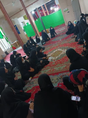 پخت و توزیع غذای گرم بین نیازمندان توسط دانشجو معلمان دختر واحد خواهران  6