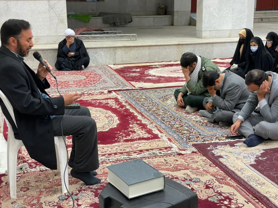 طرح ضیافت شهدا در گلزار شهدای معصوم زاده بجنورد  با حضور دانشجویان پردیس امام جعفر صادق (ع) برگزار شد . 2