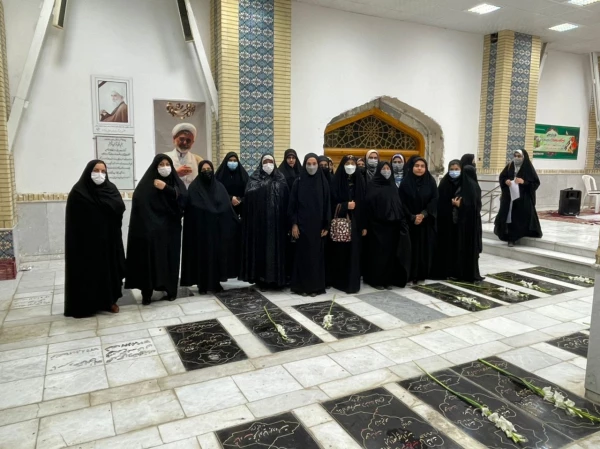 طرح ضیافت شهدا در گلزار شهدای معصوم زاده بجنورد  با حضور دانشجویان پردیس امام جعفر صادق (ع) برگزار شد . 2