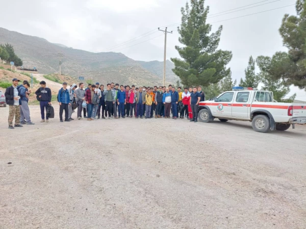 اردوی یکروزه کوه نوردی پردیس امام محمد باقر (ع) دانشجو معلمان با همکاری  ۲ کانون 
هلال احمر   و محیط زیست  2