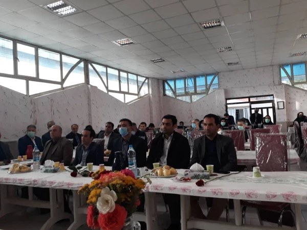 نشست صمیمانه با اساتید دانشگاه فرهنگیان به مناسبت دهه سر آمدی آموزش  4