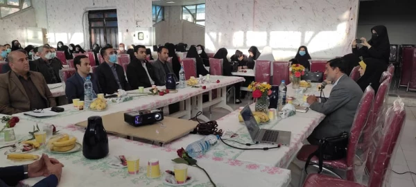 نشست صمیمانه با اساتید دانشگاه فرهنگیان به مناسبت دهه سر آمدی آموزش  10