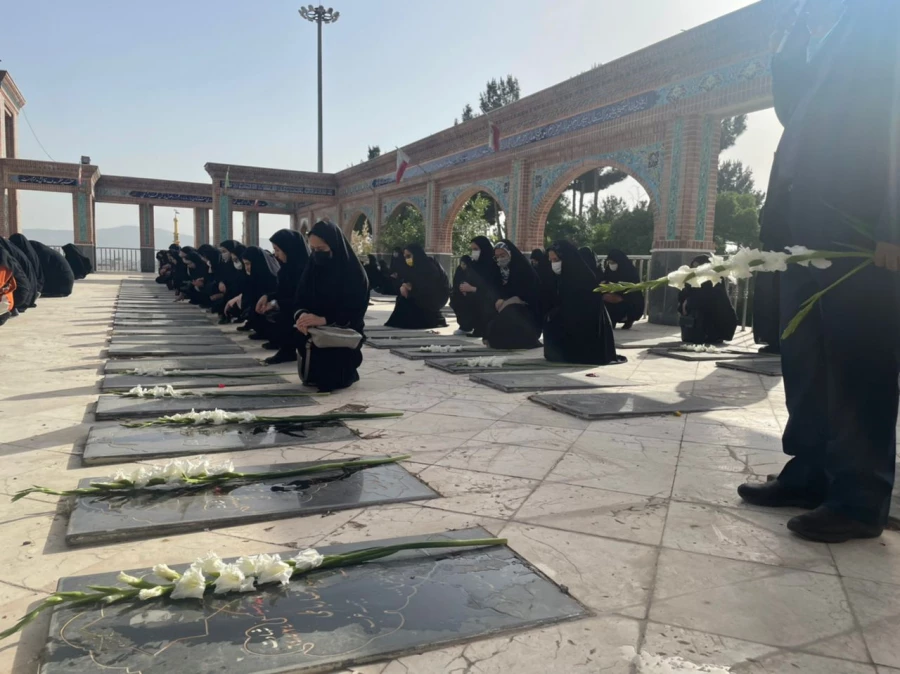 برگزاری گرامیداشت سالروز آزادسازی خرمشهر و دوره بصیرتی دختران حاج قاسم و جهاد تبیین؛ جنگ نرم . توسط پردیس امام جعفر صادق (ع)  2