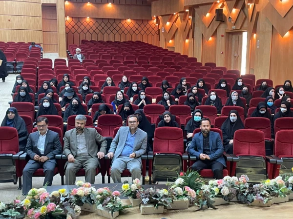 برگزاری گرامیداشت سالروز آزادسازی خرمشهر و دوره بصیرتی دختران حاج قاسم و جهاد تبیین؛ جنگ نرم . توسط پردیس امام جعفر صادق (ع)  2