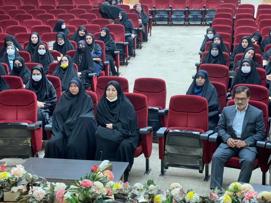 برگزاری گرامیداشت سالروز آزادسازی خرمشهر و دوره بصیرتی دختران حاج قاسم و جهاد تبیین؛ جنگ نرم . توسط پردیس امام جعفر صادق (ع)  2