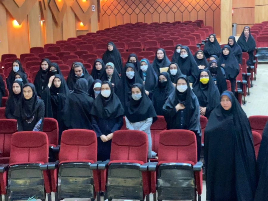 برگزاری گرامیداشت سالروز آزادسازی خرمشهر و دوره بصیرتی دختران حاج قاسم و جهاد تبیین؛ جنگ نرم . توسط پردیس امام جعفر صادق (ع)  2