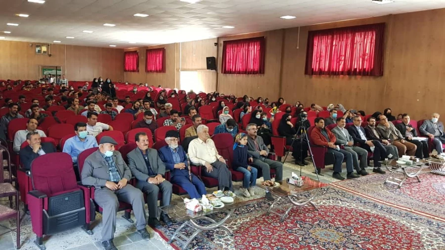 روز پاسداشت زبان فارسی و برزگداشت حکیم ابوالقاسم فردوسی در پردیس امام محمد باقر (ع) 2