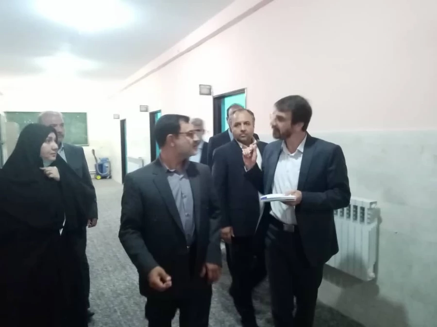 بازدید دکتر الماسی معاون وزیر آموزش و پرورش  و دکتر  رخشانی مهر مدیرکل نوسازی مدارس کشور از دانشگاه  11