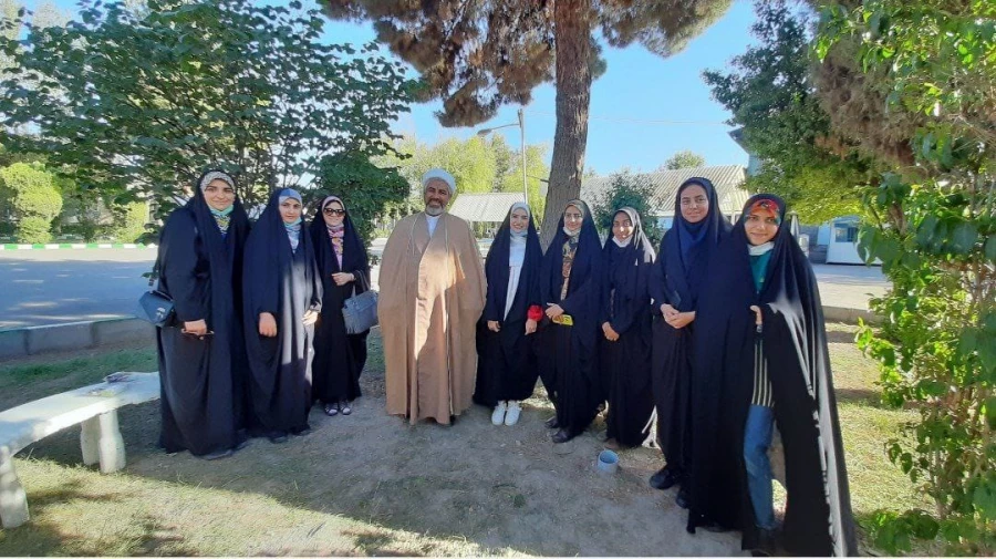 اعزام دانشجو معلمان زیارت اولی پردیس خواهران به شهر مشهد الرضا 3