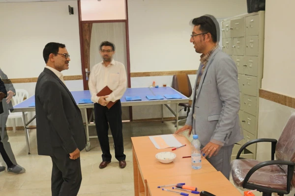 بازدید معاون سیاسی استاندار و مدیر کل آموزش و پرورش و ریاست مرکز مجری مصاحبه جناب آقای دکتر نظری از روند مصاحبه ماده 28  2