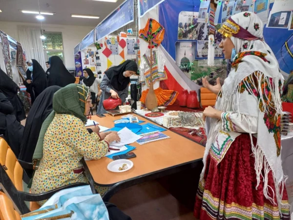 شرکت دانشجو معلمان پردیس خواهران در ششمین جشنواره رویش قطب یک کشور 5