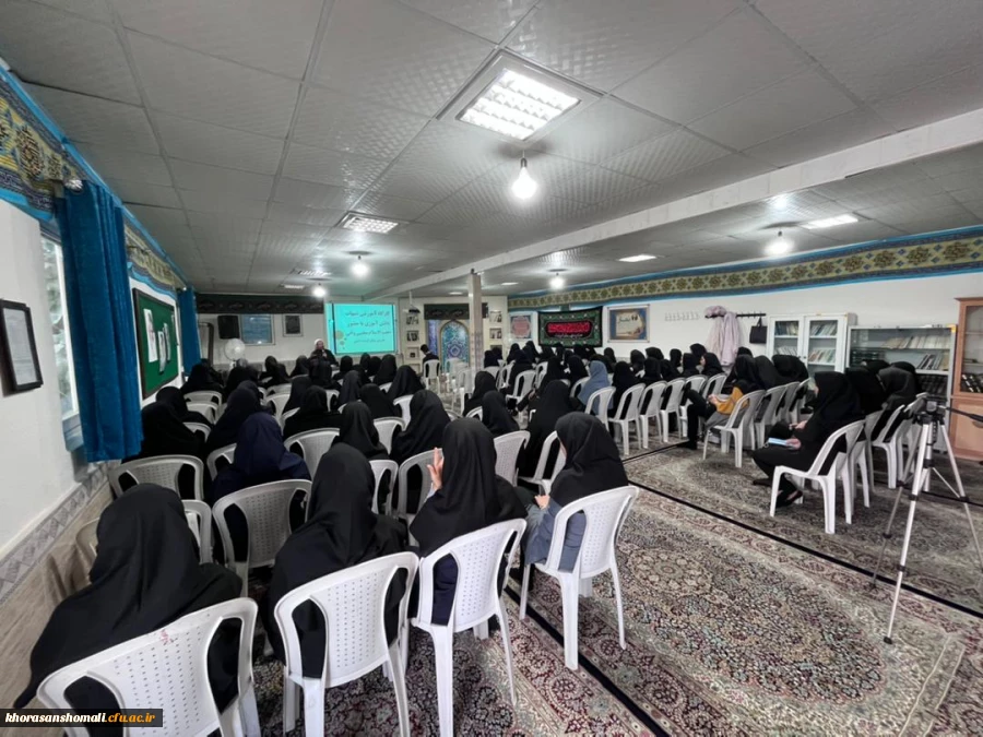 کارگاه آموزشی شبهات دانش آموزی پردیس خواهران  7