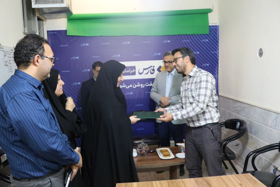 حضور  ریاست دانشگاه فرهنگیان به مناسبت روز خبرنگار از (  خبر گذاری فارس  و مهر  )  استان خراسان شمالی در سال 1401  2