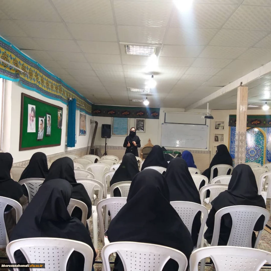 کارگاه روان خوانی و رو خوانی قرآن کریم برای دانشجو معلمان پردیس خواهران  4