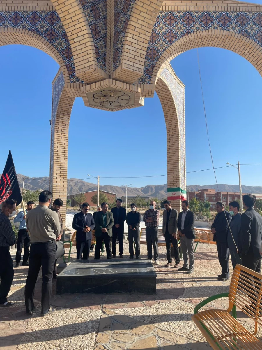 مراسم عزاداری و سوگواری حضرت اباعبدالله الحسین(ع) در پردیس برادران  2