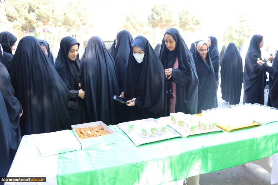 نشست  امام جمعه شهرستان همزمان با ایام ولادت فرخنده نبی مکرم اسلام حضرت ختمی مرتبت وامام جعفر صادق با دانشجو معلمان پردیس امام جعفر صادق ع 13