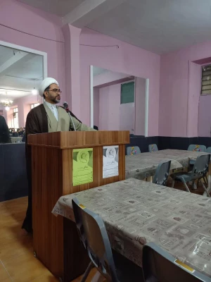 کارگاه زندگی خلاقانه در پردیس خواهران با حضور حجت الاسلام والمسلمین یزدانی 3