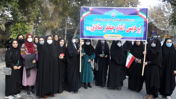  راهپیمایی 13 آبان روز تسخیر لانه جاسوسی، روز مبارزه با استکبار جهانی و روز دانش آموز گرامی باد 3