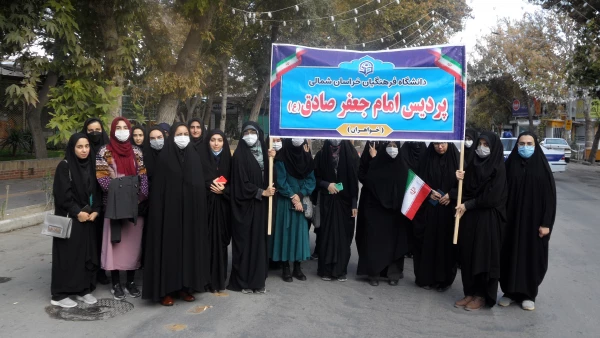  راهپیمایی 13 آبان روز تسخیر لانه جاسوسی، روز مبارزه با استکبار جهانی و روز دانش آموز گرامی باد 5