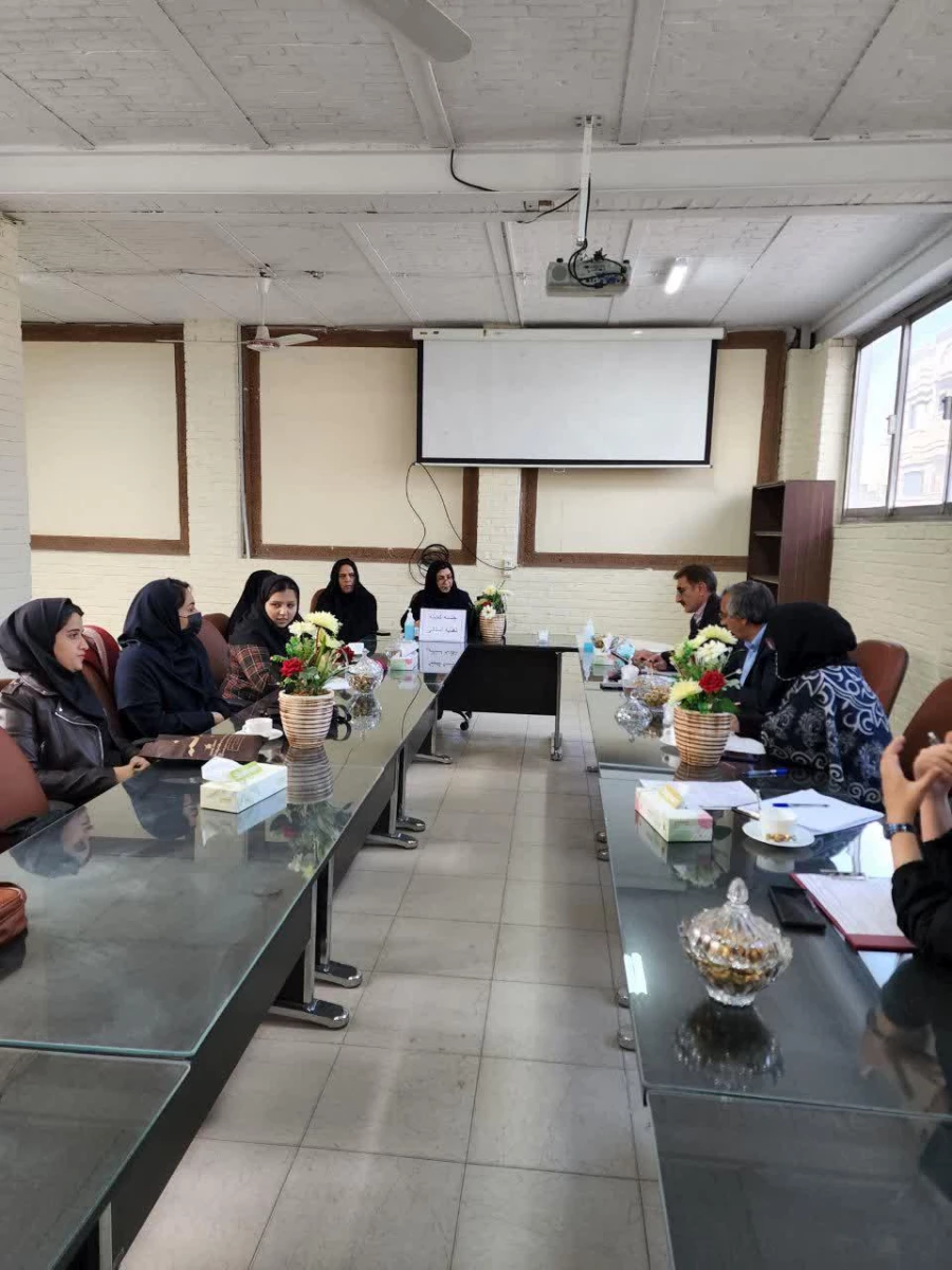 جلسه کمیته تغذیه , و برنامه ریزی منو غذایی  5