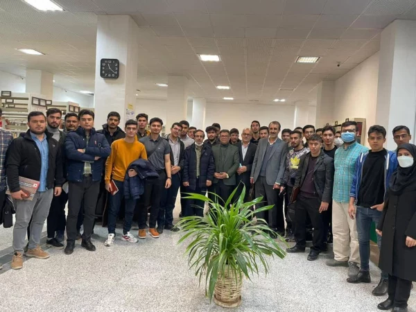 بازدید از کتابخانه مرکزی استان ویژه دانشجویان ابتدایی پردیس امام محمد باقر (ع )  2