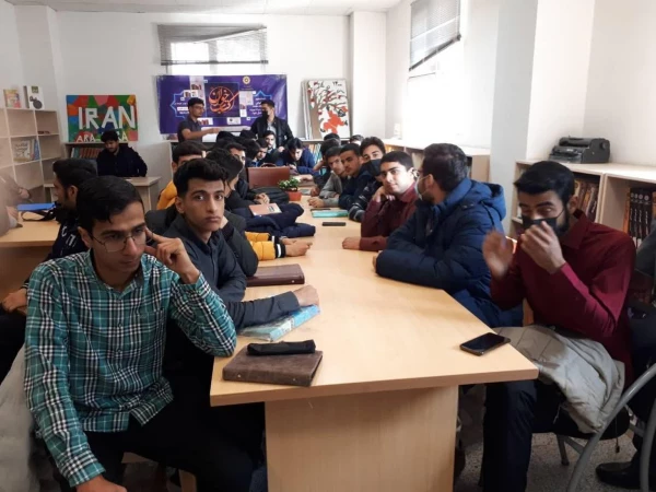 بازدید از کتابخانه مرکزی استان ویژه دانشجویان ابتدایی پردیس امام محمد باقر (ع )  2