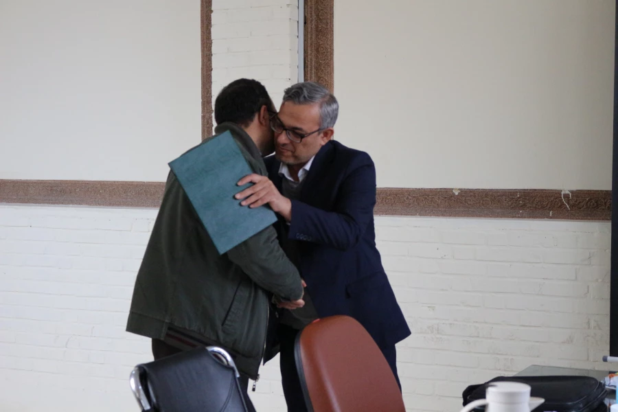 جلسه امور اداری پردیس خواهران و اهدای لوح تقدیر از زحمات ریاست و معاونان پردیس  6