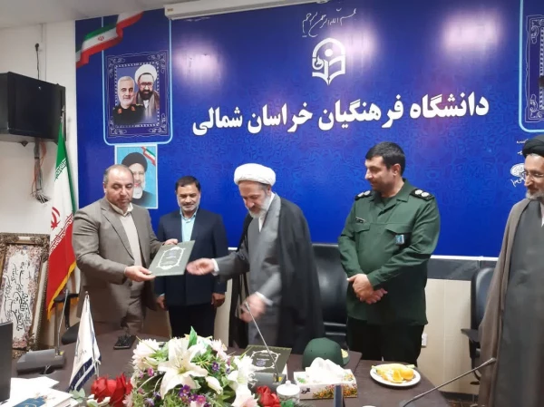 آیین تکریم و معارفه سرپرست امور پردیس های دانشگاه فرهنگیان استان 4