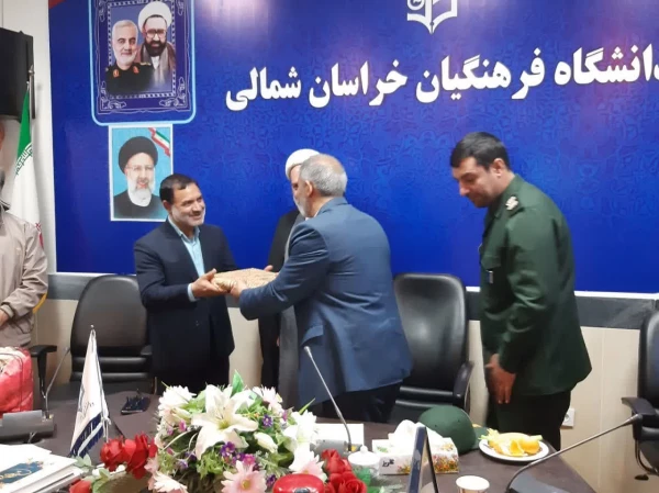 آیین تکریم و معارفه سرپرست امور پردیس های دانشگاه فرهنگیان استان 6